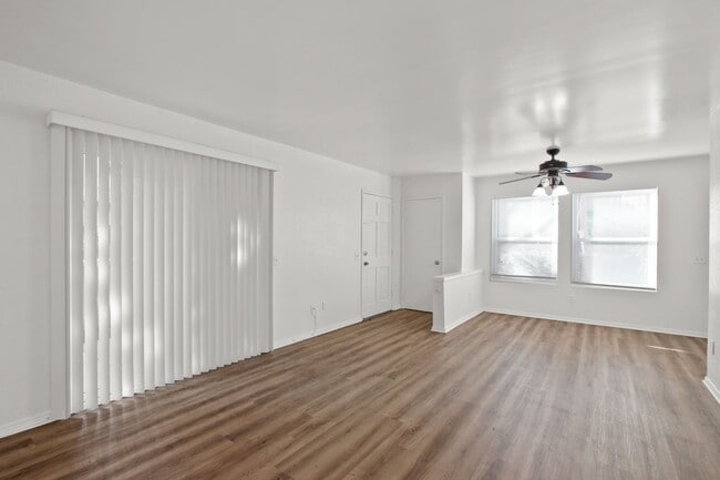 Photo - Available now! 2 Story 2/2.5 Condominium for Lease in Rancho Cucamonga! Unit 100