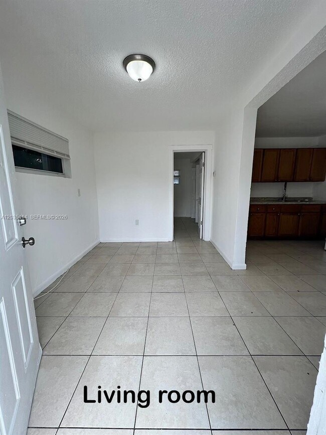 Photo - 1754 NW 45th St Unidad 1754