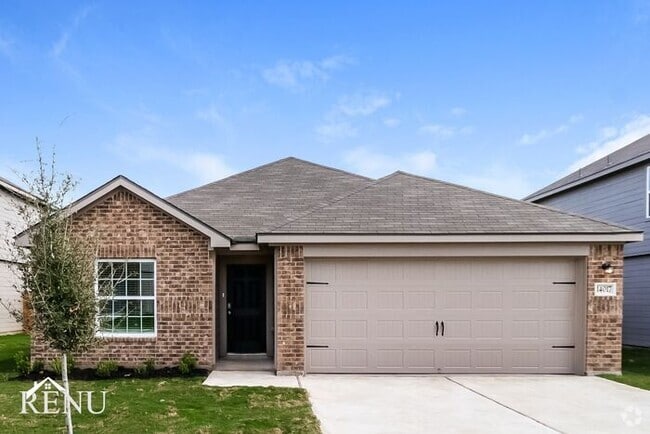 Building Photo - Now Available! Rental