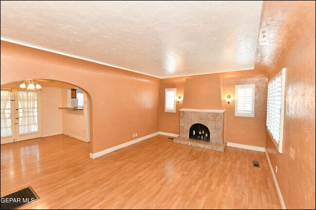 Photo - 4526 Bliss Ave House