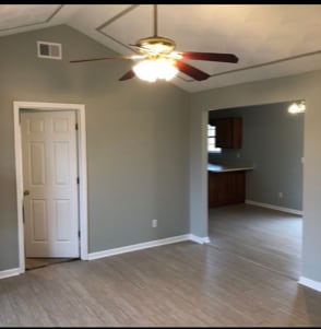 Photo - 107 Winchester Ct