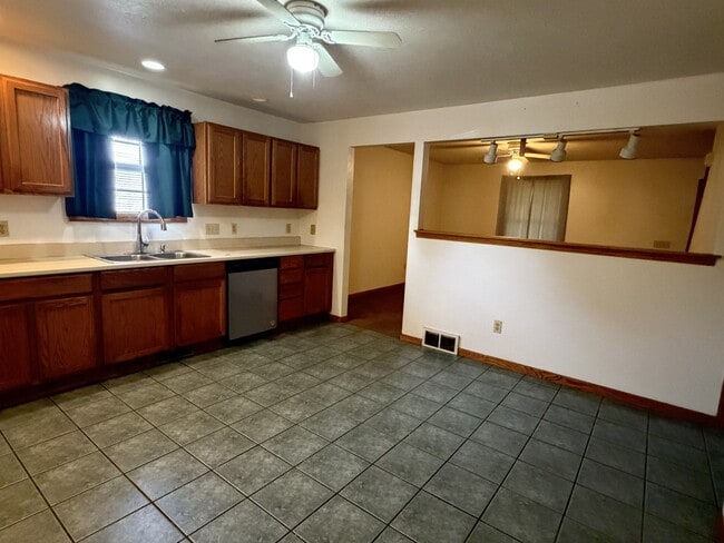 Photo - 50 N Kimberly Ave