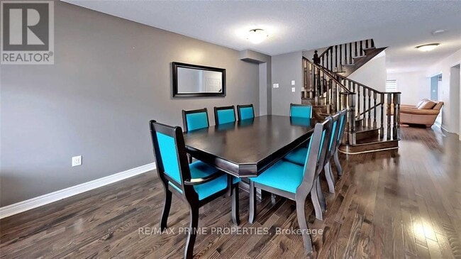 Photo - 69 Whitlock Crescent