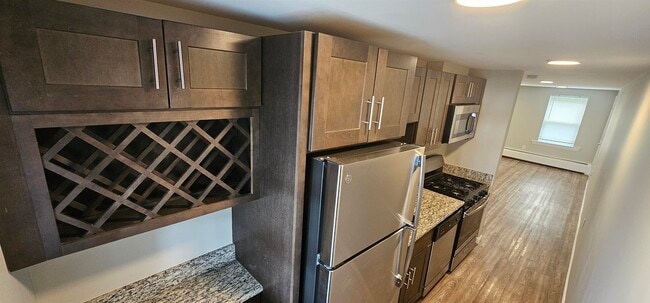 Photo - 100 Bedford St Unit 6
