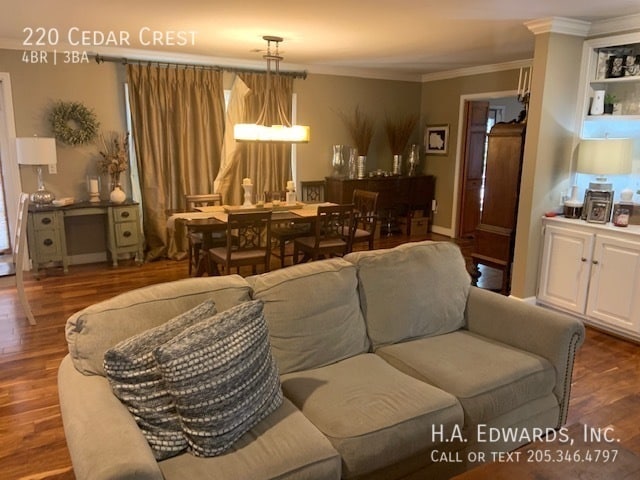 Photo - 220 Cedar Crest