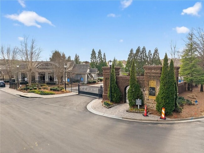 Photo - 687 Stickley Oak Way