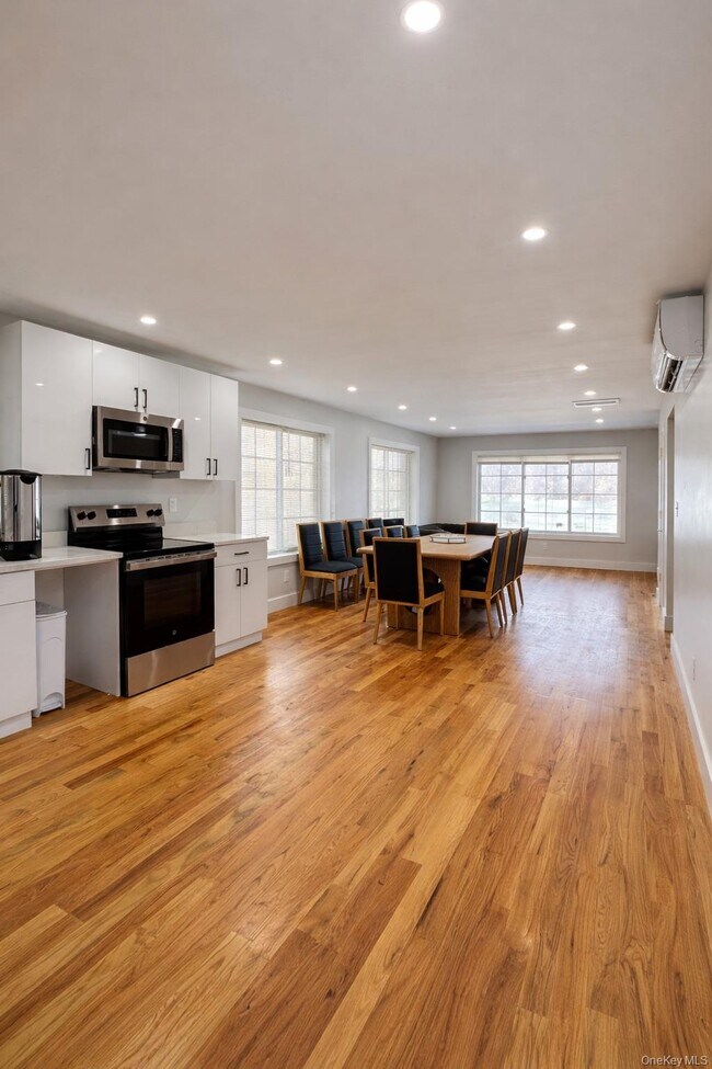 Photo - 1140 NY-52 Unit 1