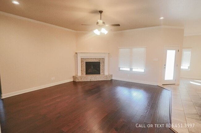 Photo - 9604 Justice Ave