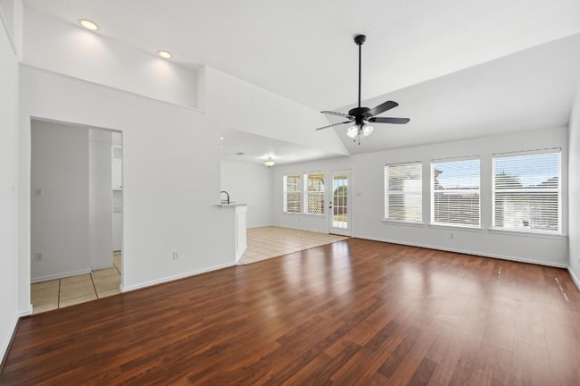 Photo - 1303 Cochise Trail