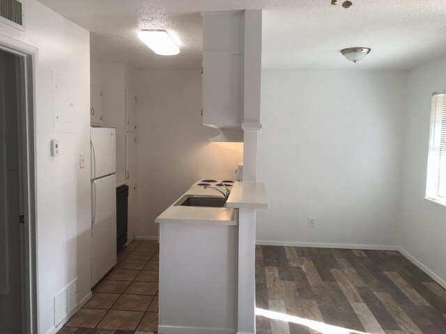 Kitchen & Dining Area - One Bedroom