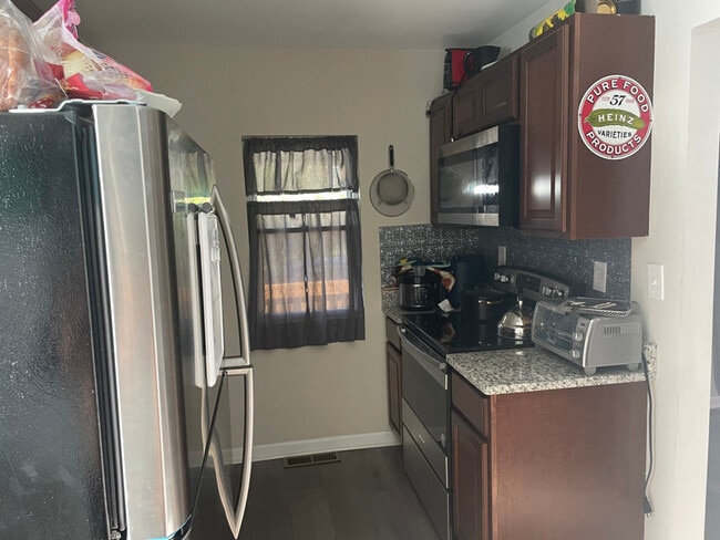 Photo - 2414 Cottage Ave