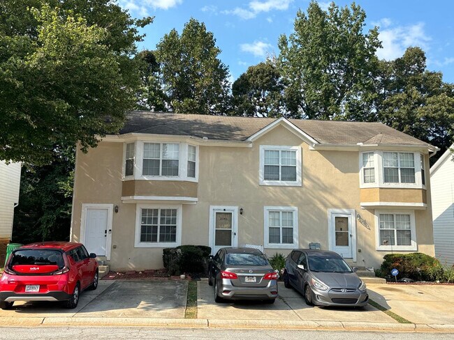 Photo - Room in Townhome on Chupp Way Cir