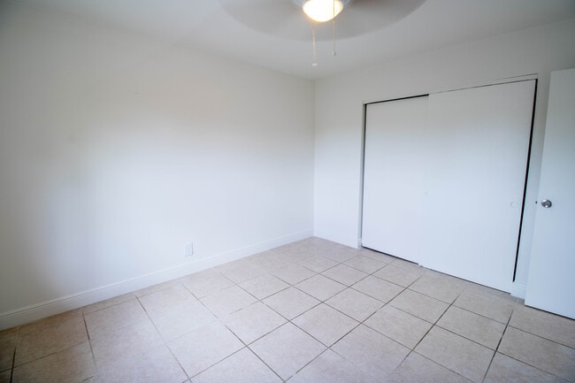 Dormitorio - Lee Manor Apartments