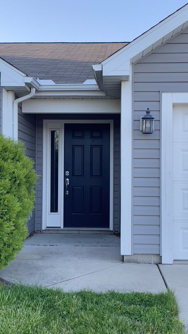 LINDBERG VILLAGE...3 Bedroom 2 Bath Rental House Rental in West