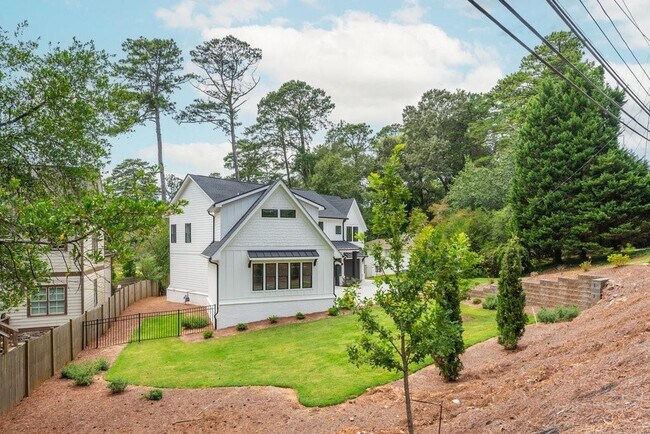 Photo - 4056 Ashford Dunwoody Rd NE