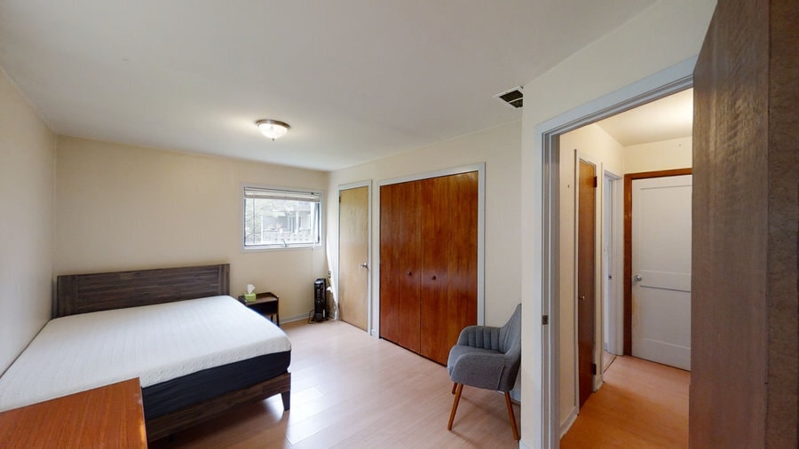 Photo - 1556 Jones Dr Unit 1556A-4