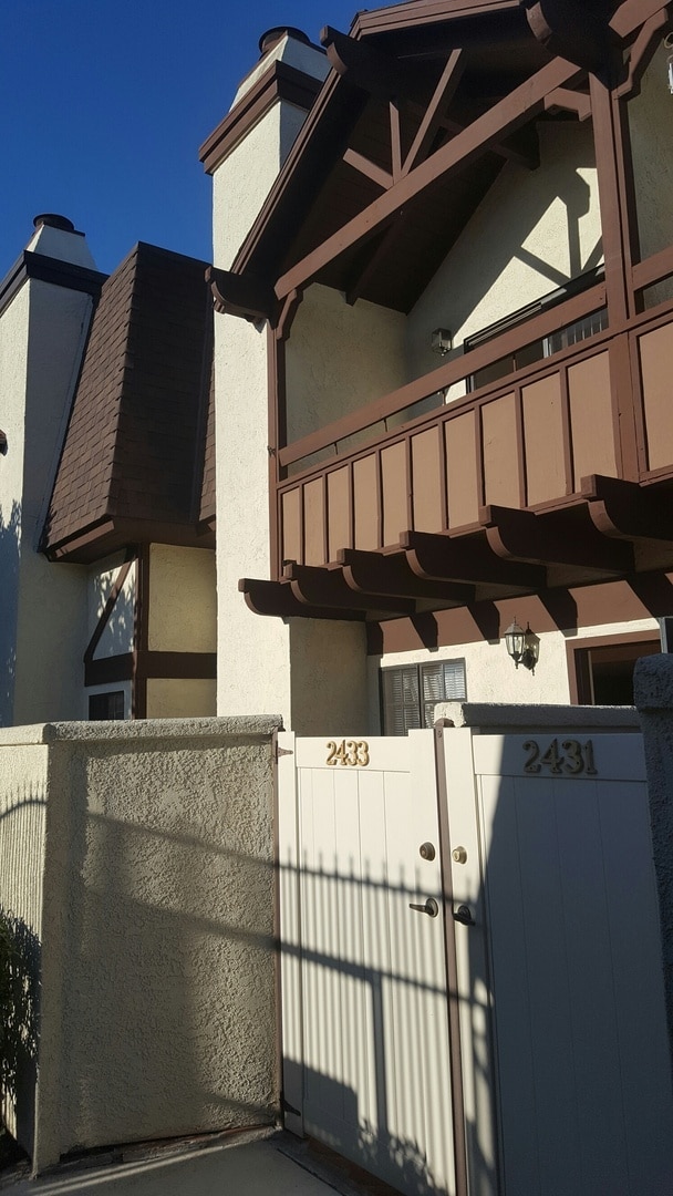 Photo - Spacious Two Bedroom Townhouse in Torrance $3,150