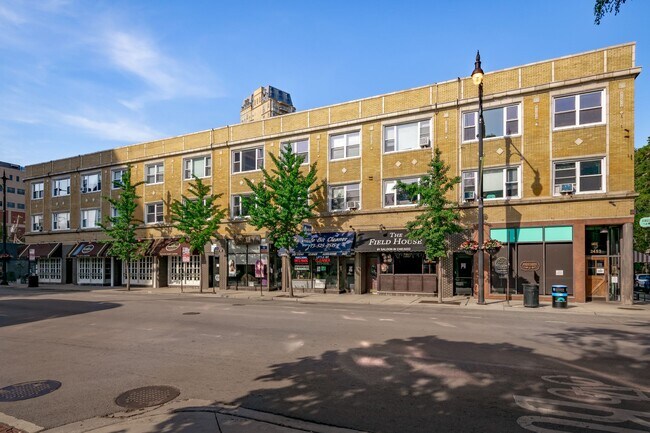 Photo - 2453 Clark N St Unidad 3