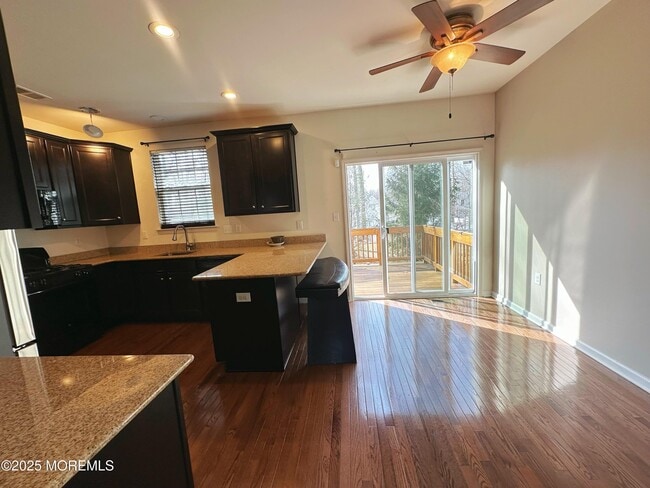 Photo - 237 Chickadee Ct