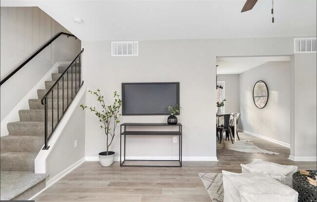 Photo - 9234 Woodcreek Ct