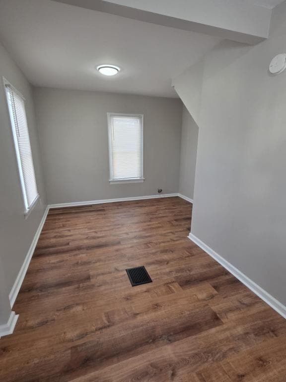 Building Photo - 48 Rumbold Ave Unit Apt 2