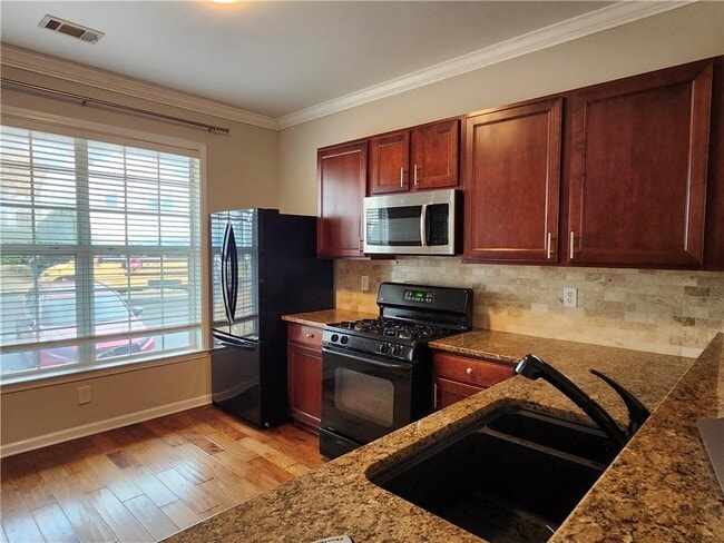 Photo - 1030 Prestwyck Ct