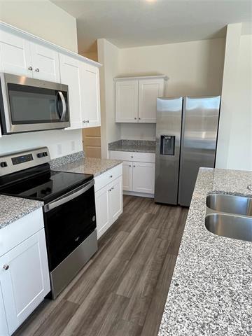 Photo - 2705 Silver Leaf Ln