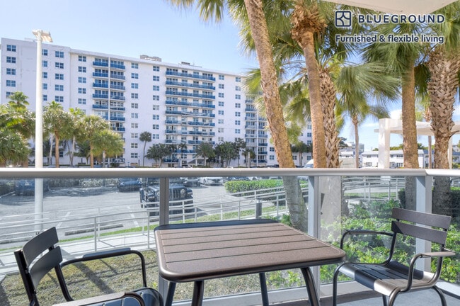 Photo - 7525 E Treasure Dr Unit FL1-ID55