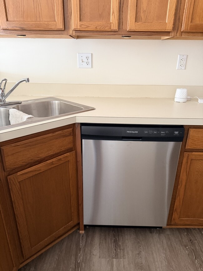 Photo - 497 Sivley Rd