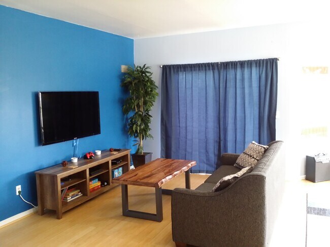 Photo - 1207 46th St Condo Unit 1