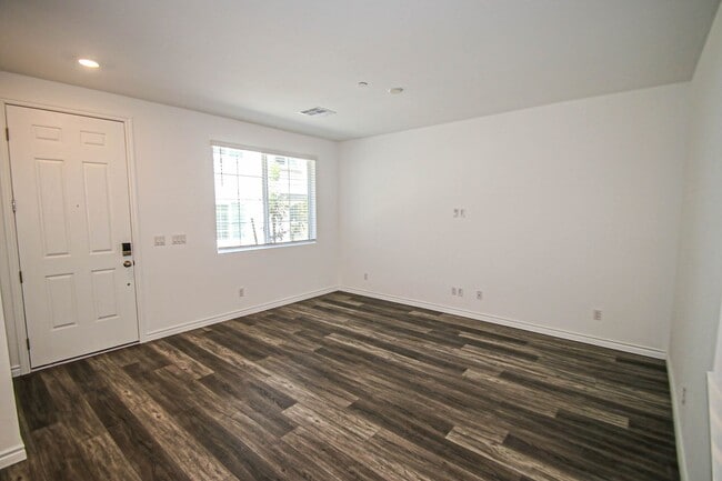 Photo - 20 Barbara Ln