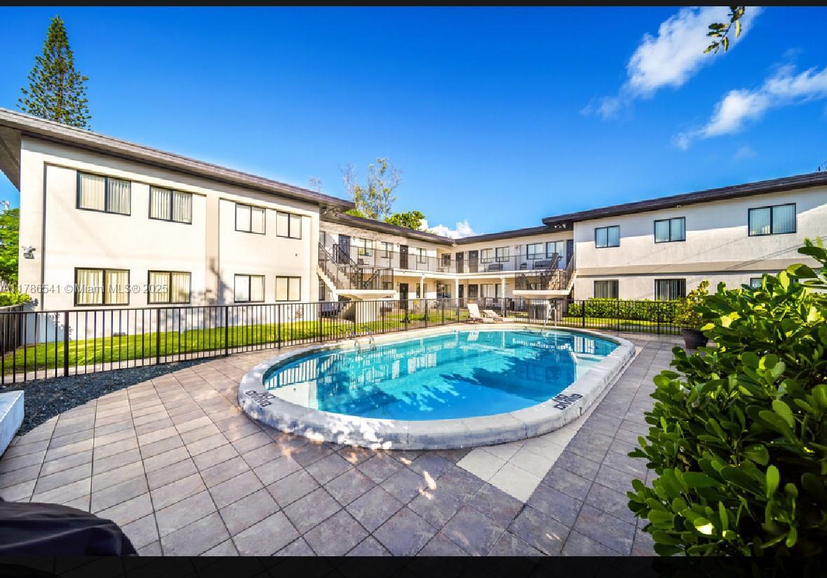 Photo - 1901 Johnson St Apartamento Unidad 1