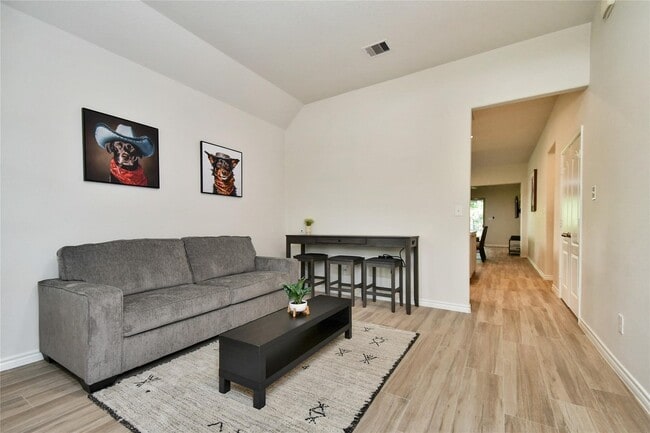 Photo - 22 Wood Drake Place