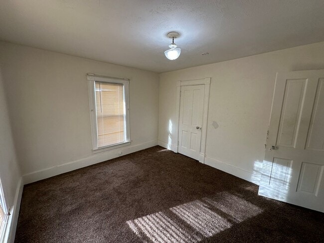 2015 S Palmetto St