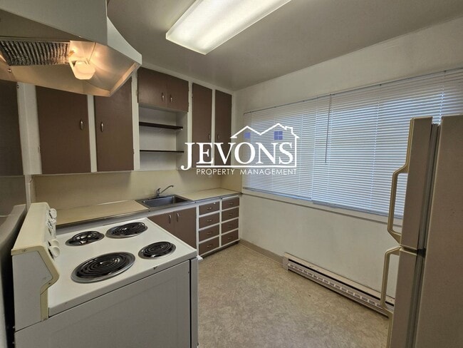 Photo - 619 S 10th Ave Apartment Unit 1/2