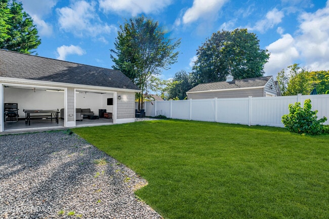 807 Prospect Ave