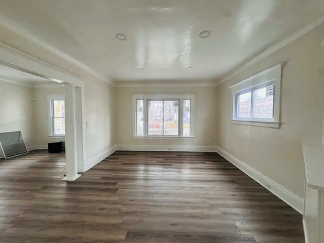 Photo - Charming 4-Bedroom Property in Prime Location