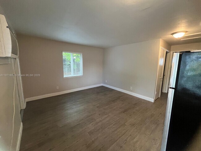 Photo - 6317 SW 18th St Unit 2