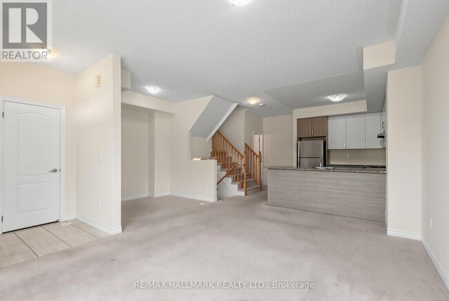 Photo - 181 Parktree Dr