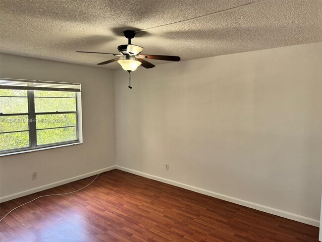 Photo - 8511 NW 8th St Unit 303