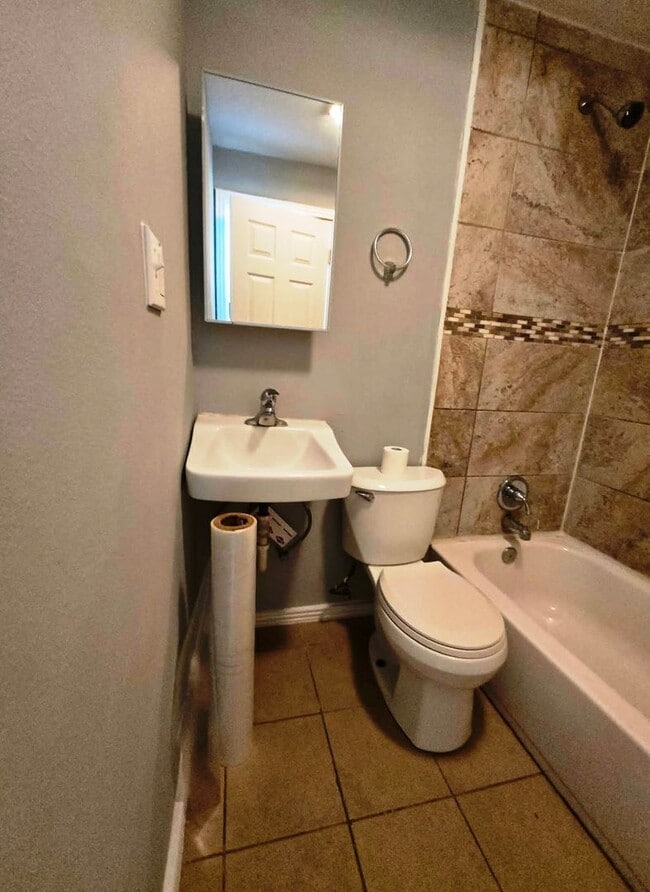 Photo - 2528 Pacific Ave Unit 2528 Pacific Ave. #2