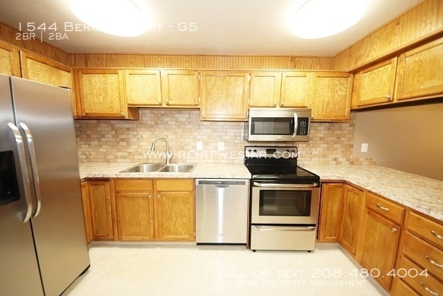 Photo - 1544 Bench Rd