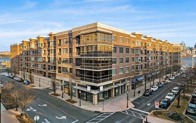 Photo - 20 Ave at Port Imperial Condo Unit 418