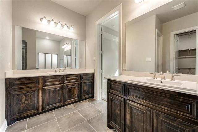 Photo - 305 Featherstone Dr