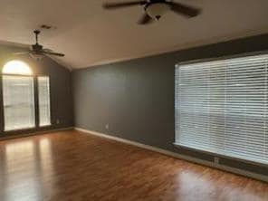 Photo - 918 Cooper Ln