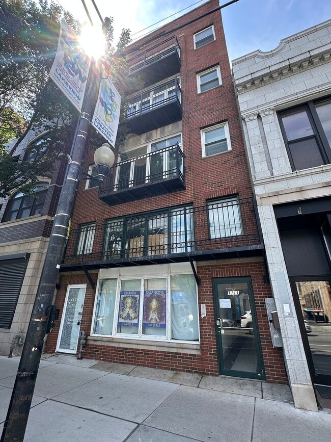 Photo - 1111 W Belmont Ave Condo Unit 1