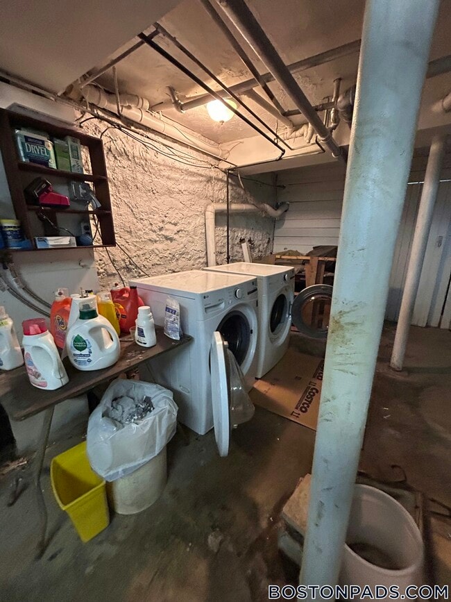 Photo - 101 Glenville Ave Unidad 2