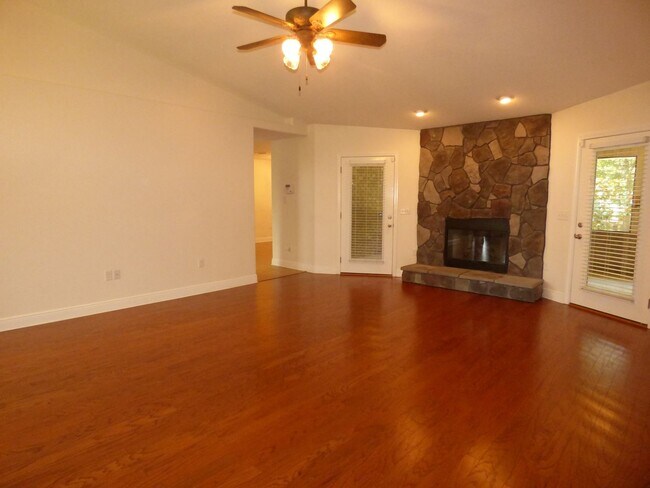 Photo - Custom-Built 3-Bedroom Home