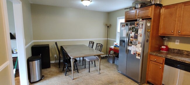 Photo - 4105 Laurelwood Ave