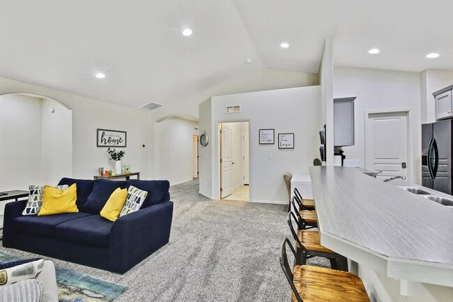 Photo - 2213 E Elm Grove Dr Apartment Unit ID1250652P